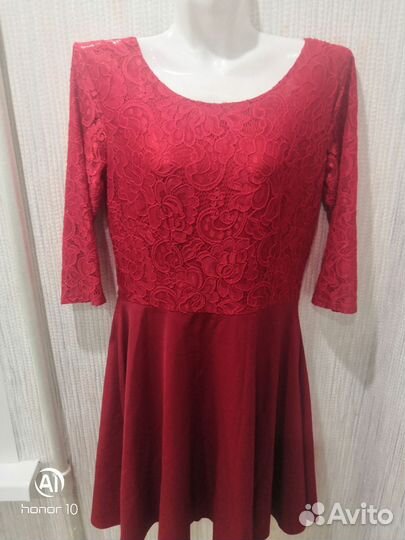 Платье красное