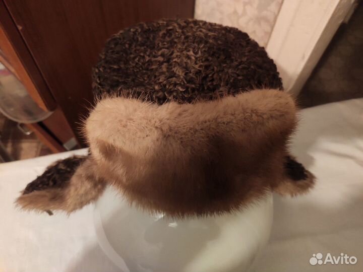 Шапка ушанка норковая с каракулем женская