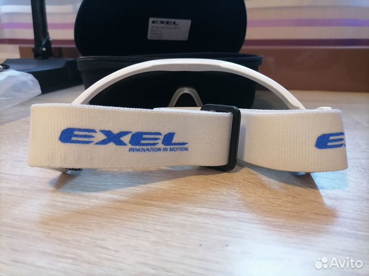 Солнцезащитные очки спортивные