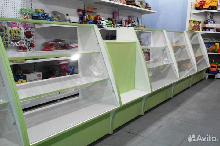 Торговые витрины для магазина (лдсп и стекло)