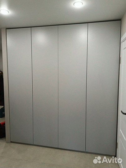 Индивидуальные шкафы по индивидуальным параметрам