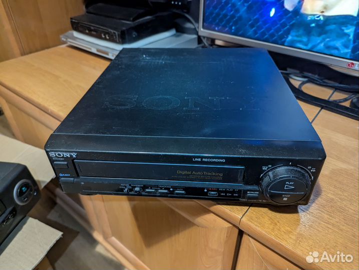 Видеомагнитофон Sony и Seg