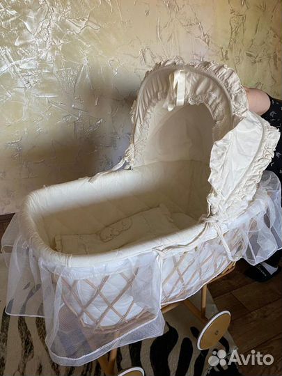 Люлька на колесах