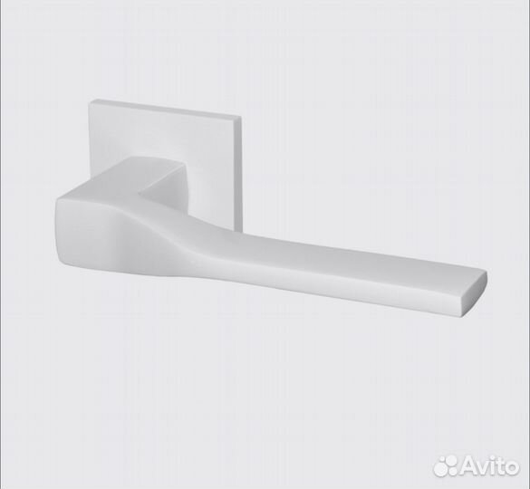 Дверная ручка и завертка armadillo