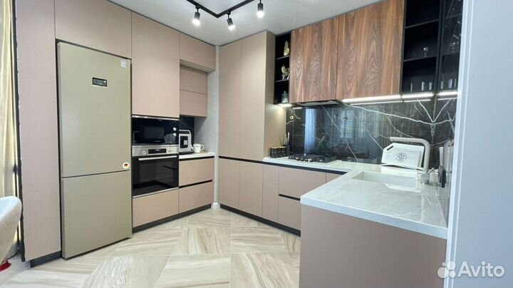 Кухня новая