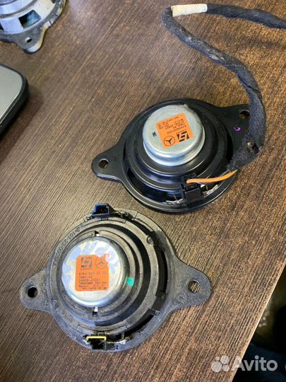 Динамик Mercedes 164 ML GL Harman Logic 7