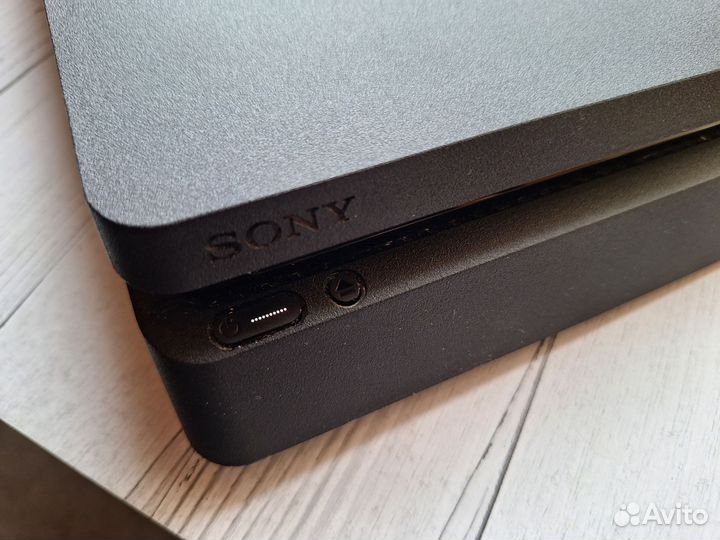 Игровая приставка ps4 slim 500гб