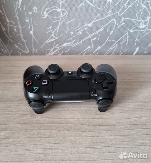 Sony PS4 500gb +2 геймпада / Игры