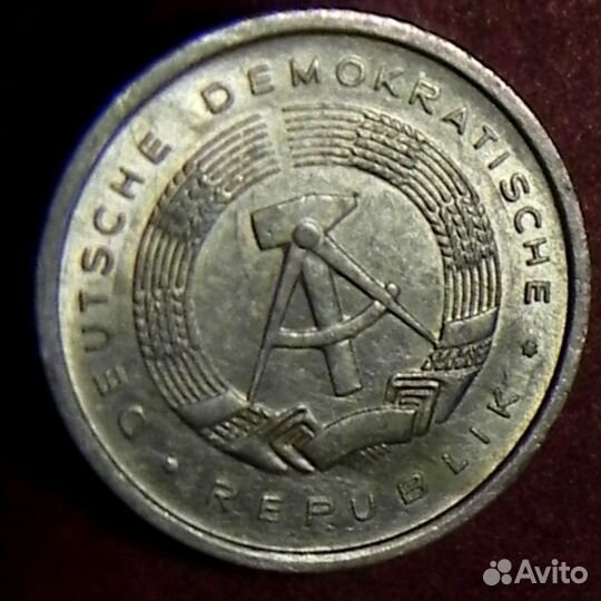 5 (1983), 10 (1971), 50 (1982) пфенингов гдр