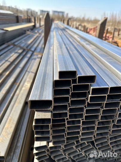 Профильная труба 40х20х2