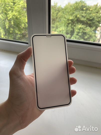 Защитное стекло iPhone 11 pro/xs/x