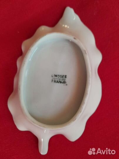 Розетки для мелочей. Лимож, Франция