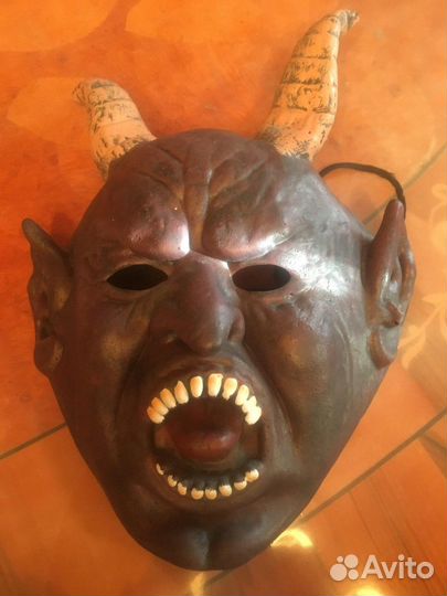 Маска резиновая на Хеллоуин Новая