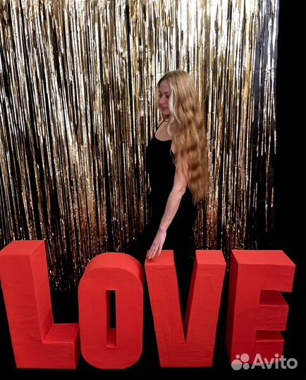 Арка сердце и буквы Love