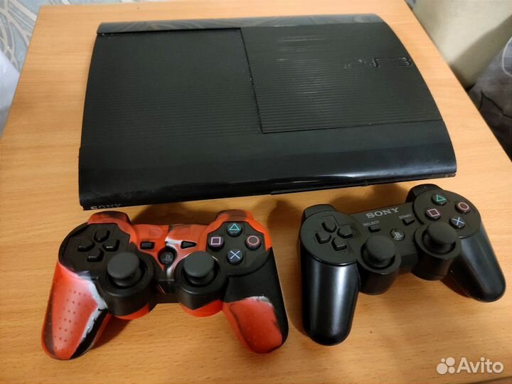 Sony PS3 и 42 игры
