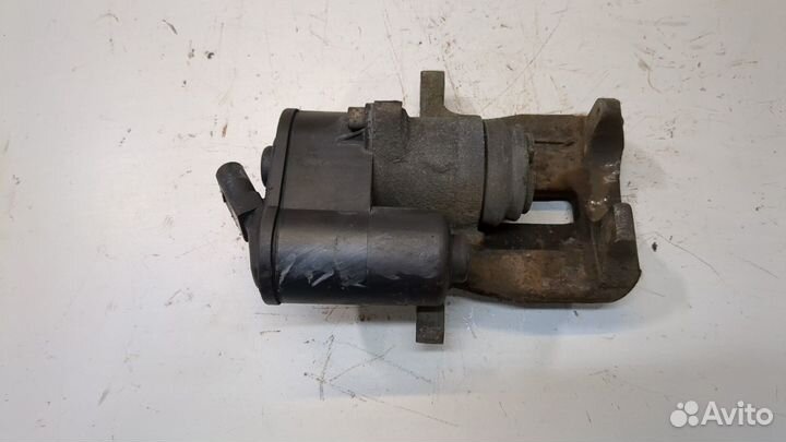 Суппорт Volkswagen Passat CC, 2011