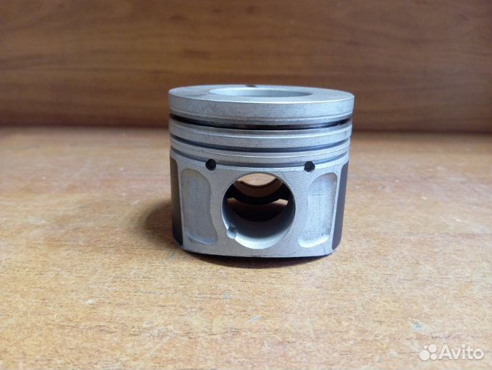 Поршень для грузовиков Ford Transit 2006 - 2014