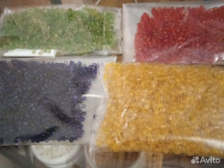 Бисер,люверсы,канва