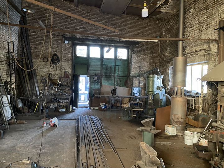 Кузница, 100 м²