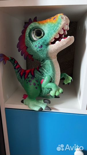 Динозавр furreal freands