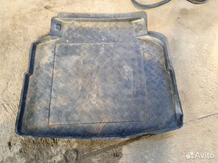 Коврик багажника peugeot 206 пежо 206 седан