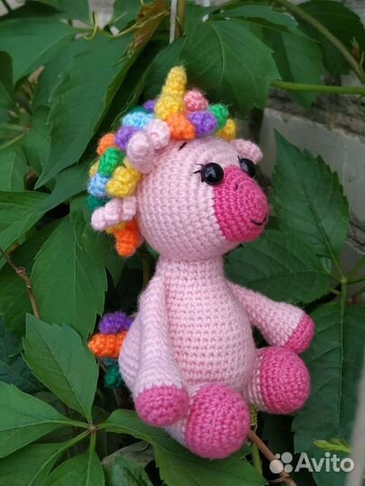 Вязанная игрушка. Единоржка