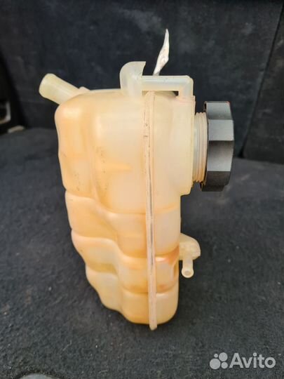 Расширительный бачок Opel Mokka