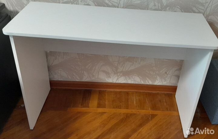 Стол для синтезатора