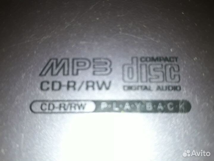 Проигрыватель дисков/аудиокассет