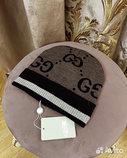 Мужская шапка