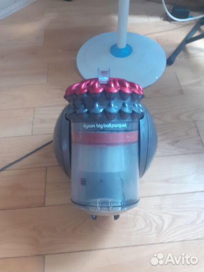 Пылесос Dyson Cinetic Big Ball Parquet мотор