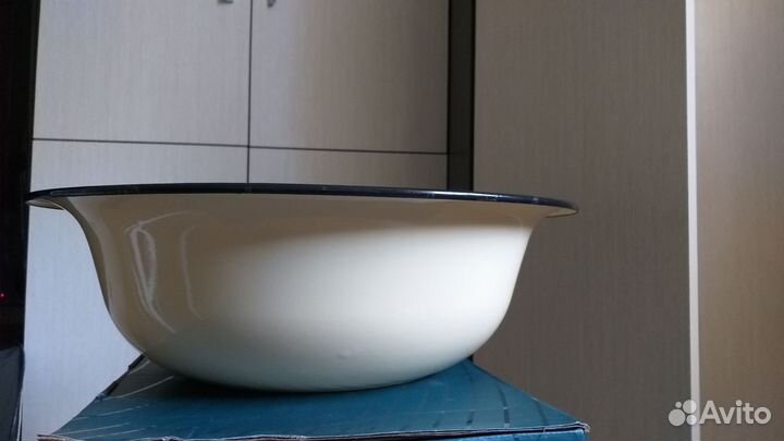 Таз эмалированный