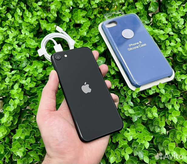 iPhone SE (2020), 128 ГБ