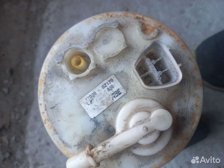 Топливный насосна toyotaкорола е120