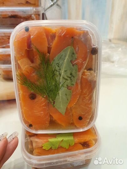 Икра,красная рыба соленая