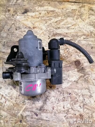 Вакуумный насос Volkswagen Passat B7 CAX