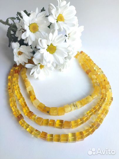 Бусы из натурального Балтийского янтаря. Кубики