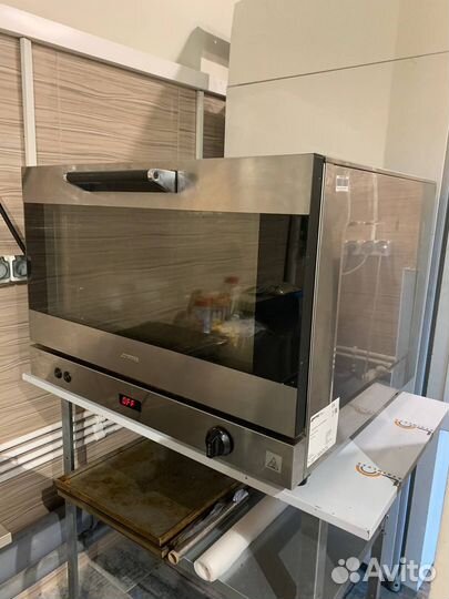 Конвекционная печь Smeg alfa