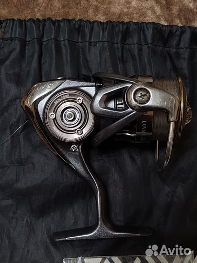 Катушка Daiwa Luvias 2004H