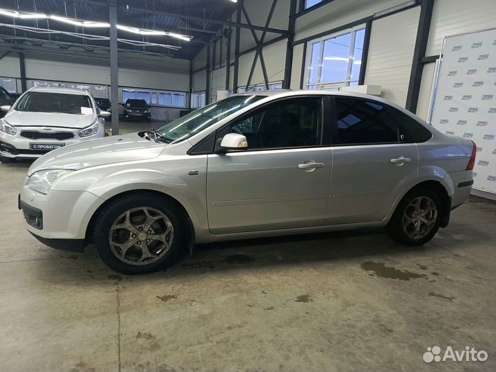 Ford Focus 1.6 МТ, 2006, 215 000 км