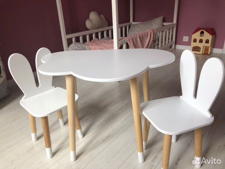 Детский столик и стульчик