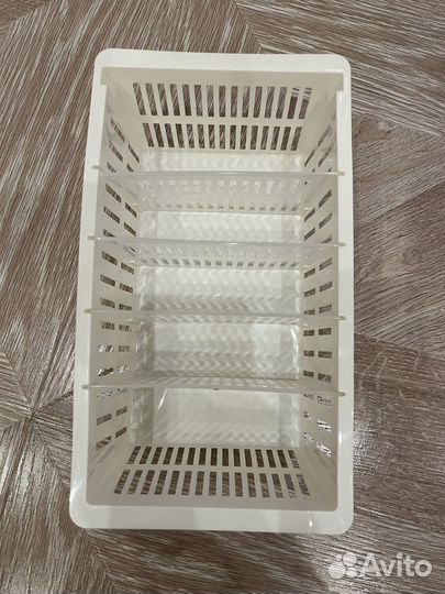 Пластиковые ящики для хранения мелочей