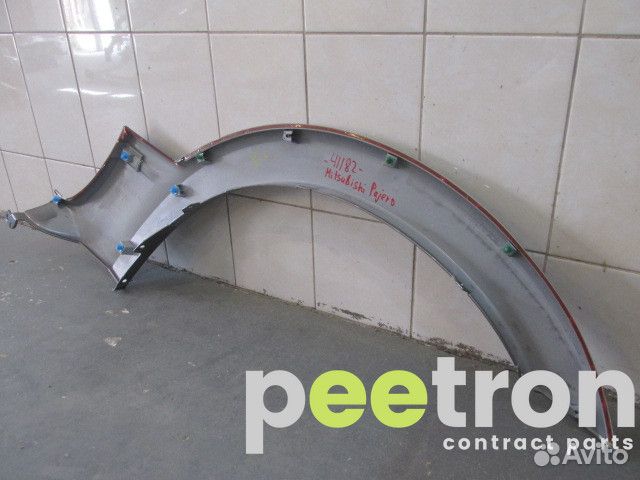 Б/У Б/У Накладка крыла переднего левого новая