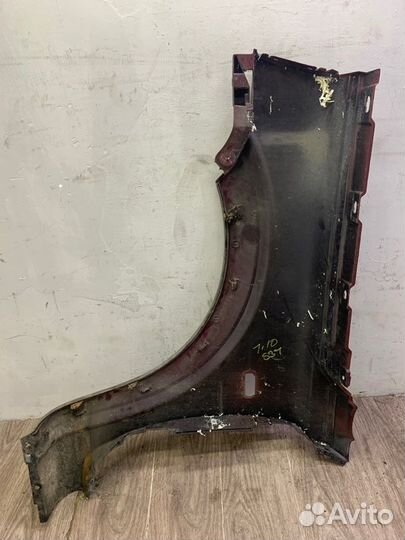 Крыло переднее правое Land Rover Freelander