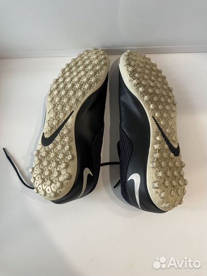 Сороконожки Nike