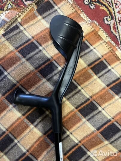 Костыль под локоть новый