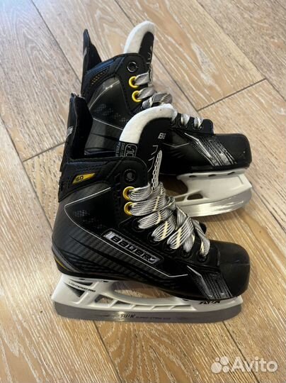 Хоккейные коньки bauer