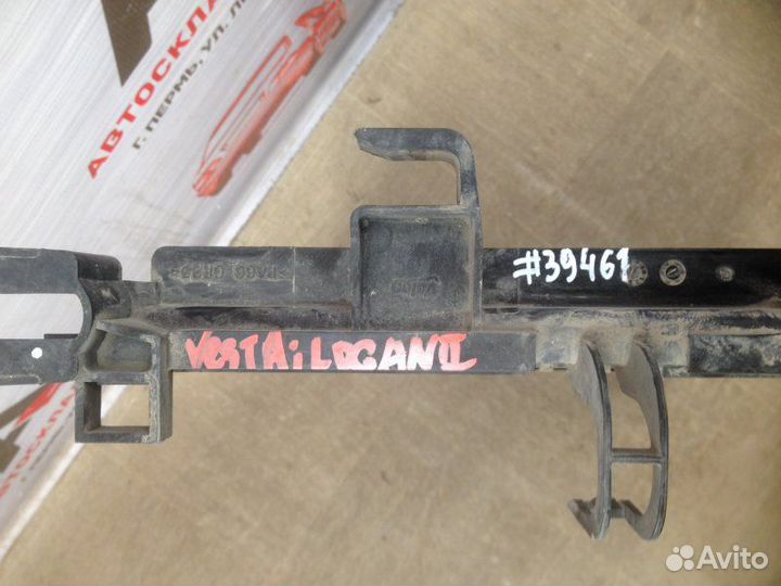 Радиатор охлаждения двигателя Renault Logan