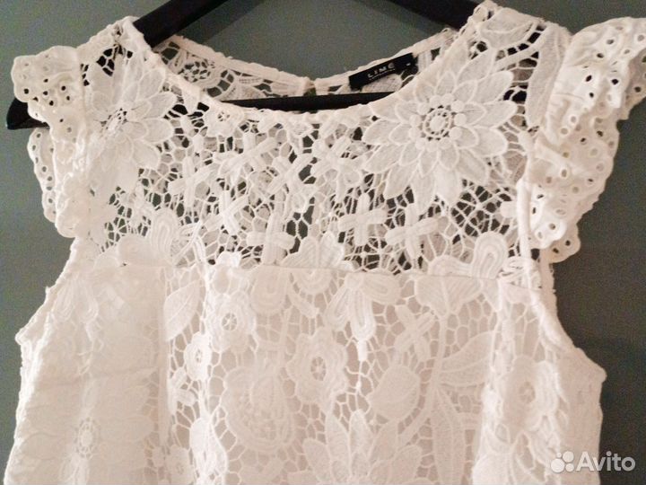 Платье белое 42