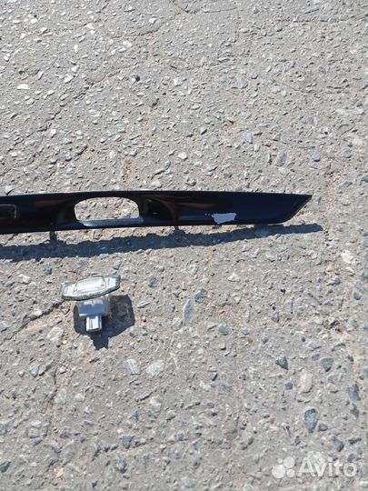 Накладка крышки багажника Honda Civic 8 4D